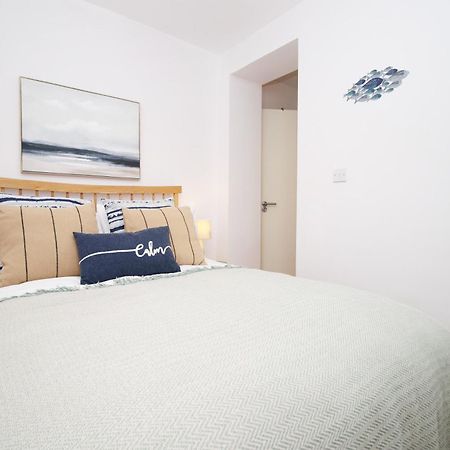 Coastal Penarth Dream! Close To Cardiff Superb Location Near Bars And Restaurants! Dog Friendly And Welcome Breakfast Pack! Exterior photo