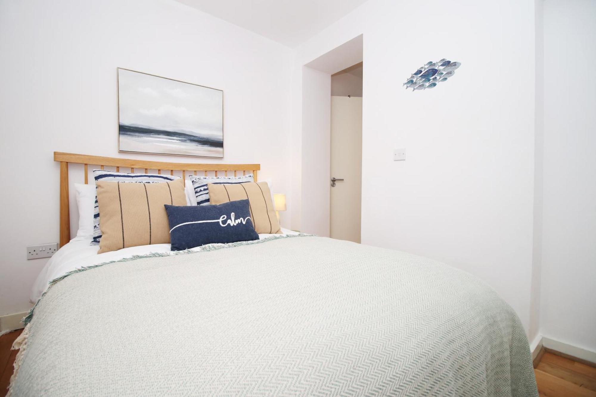 Coastal Penarth Dream! Close To Cardiff Superb Location Near Bars And Restaurants! Dog Friendly And Welcome Breakfast Pack! Exterior photo