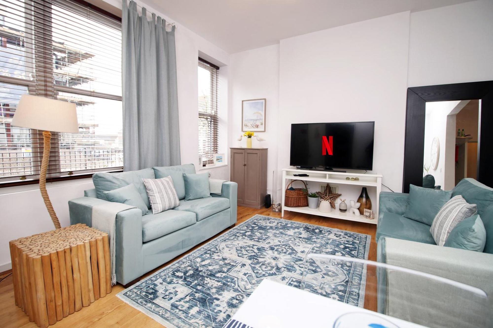Coastal Penarth Dream! Close To Cardiff Superb Location Near Bars And Restaurants! Dog Friendly And Welcome Breakfast Pack! Exterior photo